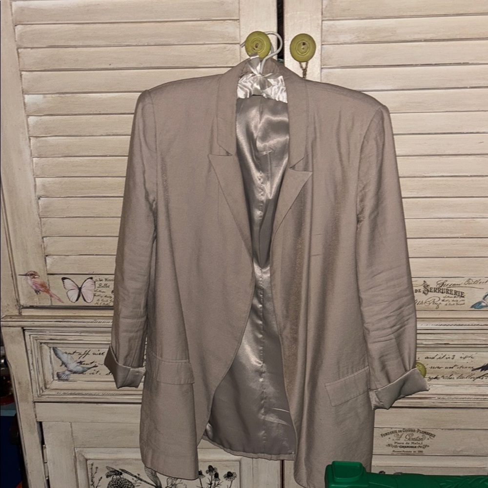 Elegant Beige Blazer